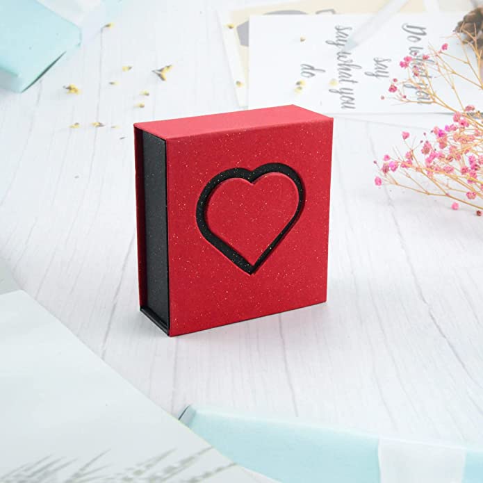 Magnetic Heart Box